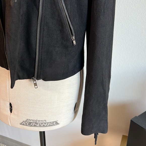 Black fringe faux suede moto jacket - Picture 6 of 10